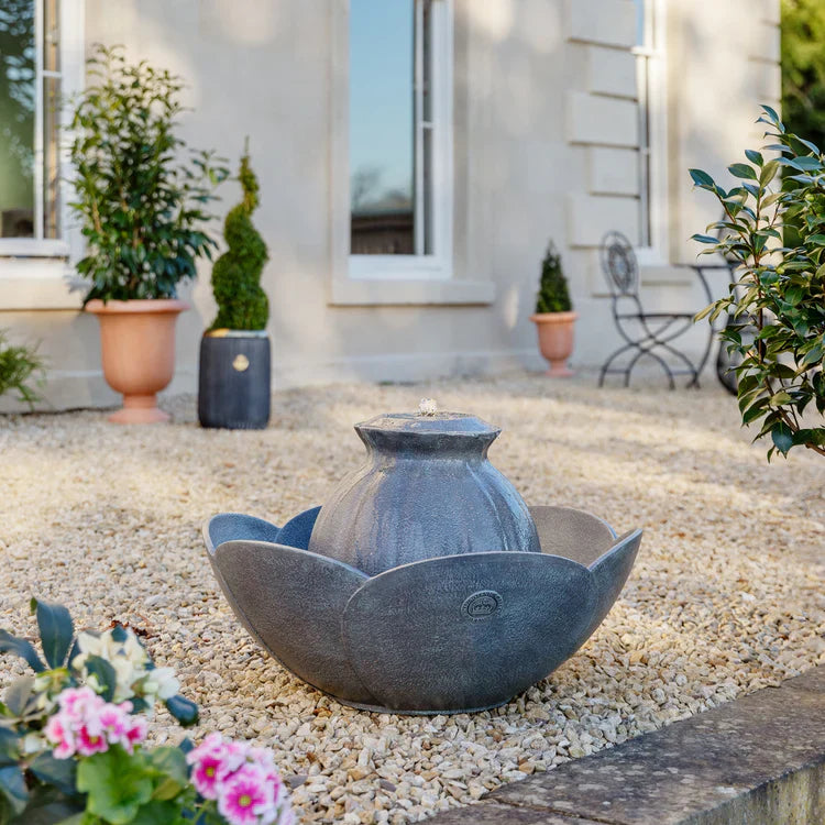 Fountains & Water features